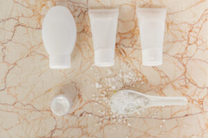 Calamine vs Zinc Oxide – Differences, Uses, and Pharmaceutical Applications
