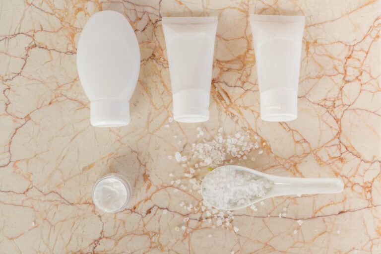 Difference Between Calamine and Zinc Oxide
